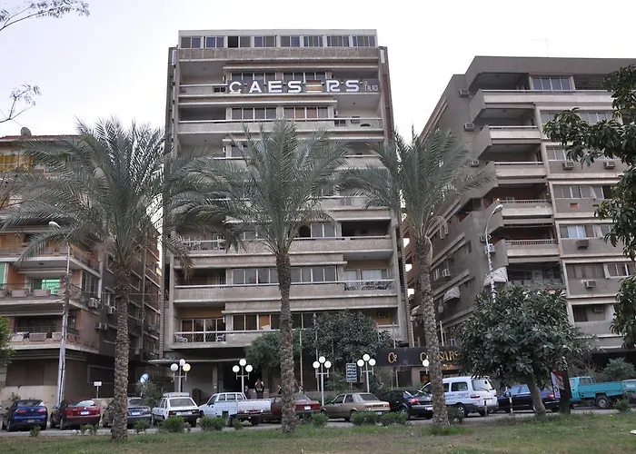 سيزر بالاس